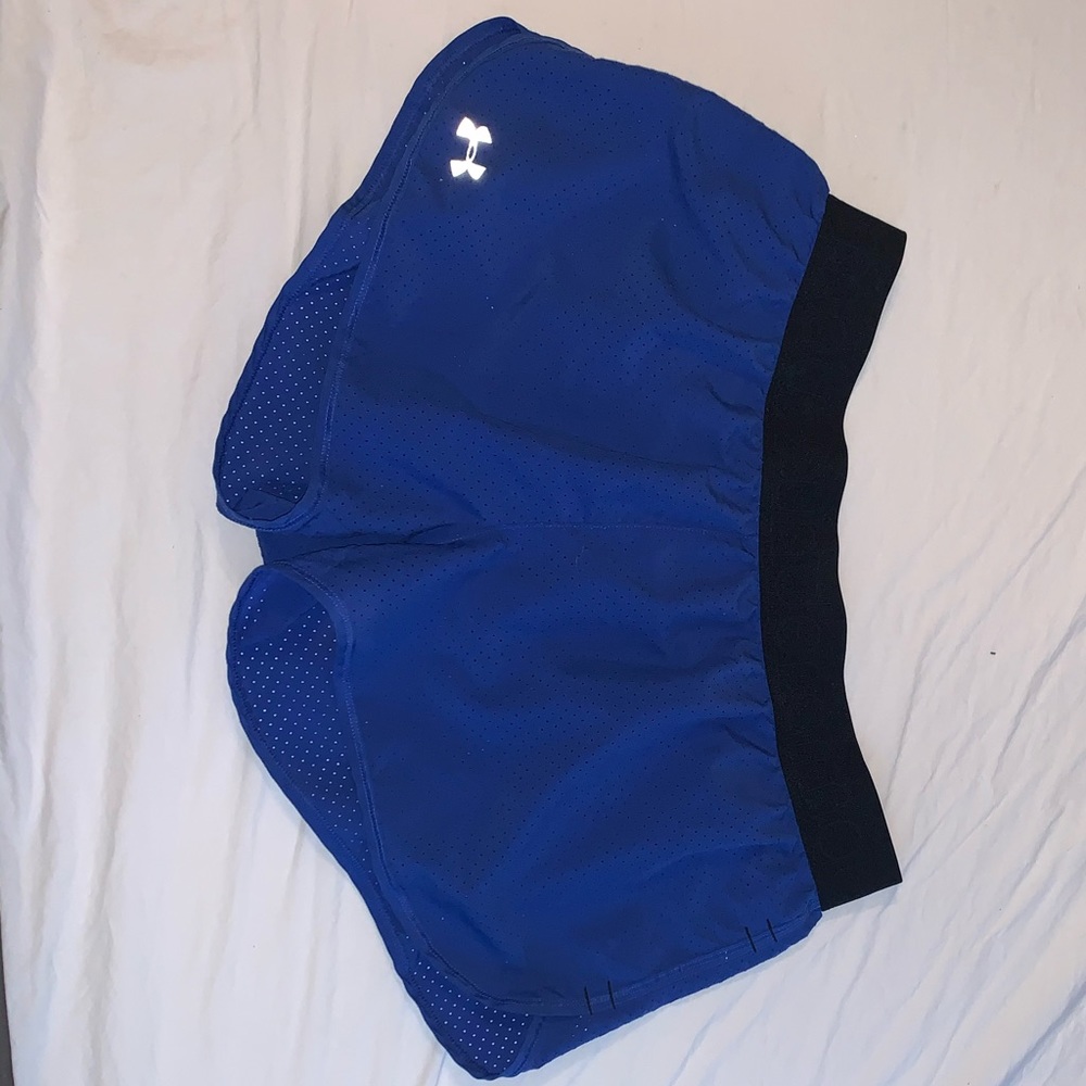 Athletic shorts